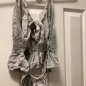 Tank top crop top one size. Fits most